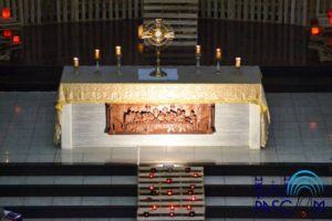 Paróquia São Benedito celebra o Lucernário – Vigília de Corpus Christi