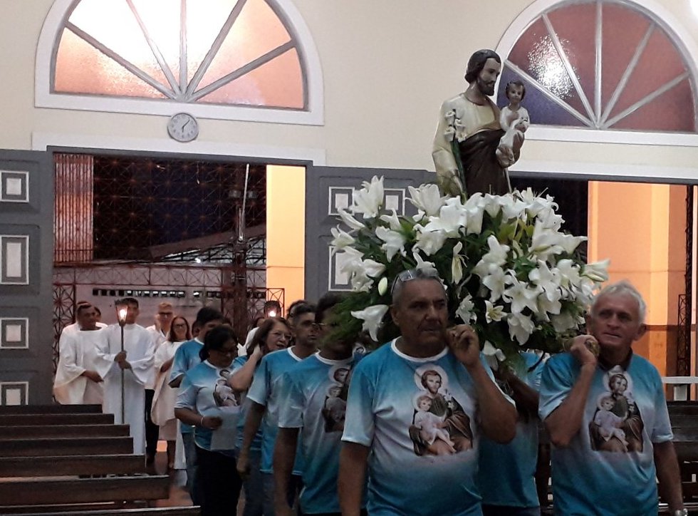 Paróquia São Benedito celebra Dia de São José com Missa Solene