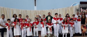 Paróquia São Benedito realiza celebração da Primeira Eucaristia de 19 crianças no dia 23/06