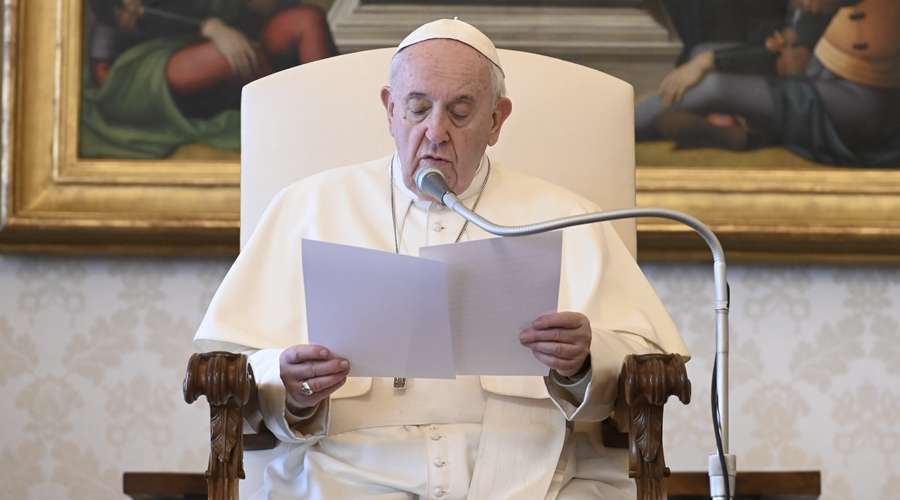 Semana Santa: Papa Francisco incentiva a olhar para o Crucifixo e abrir o Evangelho
